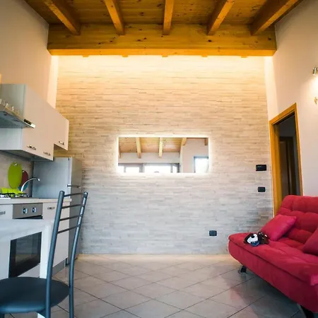 Carmel Self-apartment * كاستلْنْيوفو ديل غارد