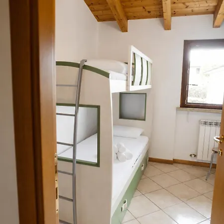 Carmel Self-apartment بيت للعطل كاستلْنْيوفو ديل غارد