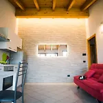 Carmel Self-apartment * Castelnuovo del Garda